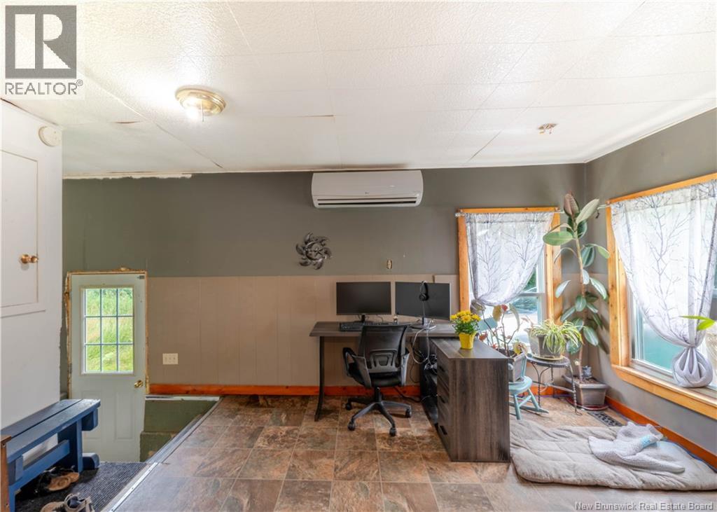 9554 490 Route Property Photo 8