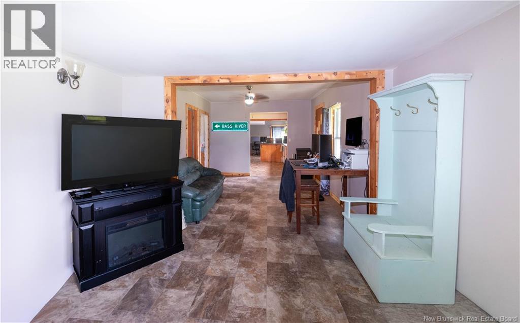 9554 490 Route Property Photo 9