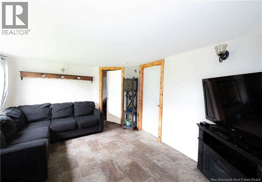 9554 490 Route Property Photo 10