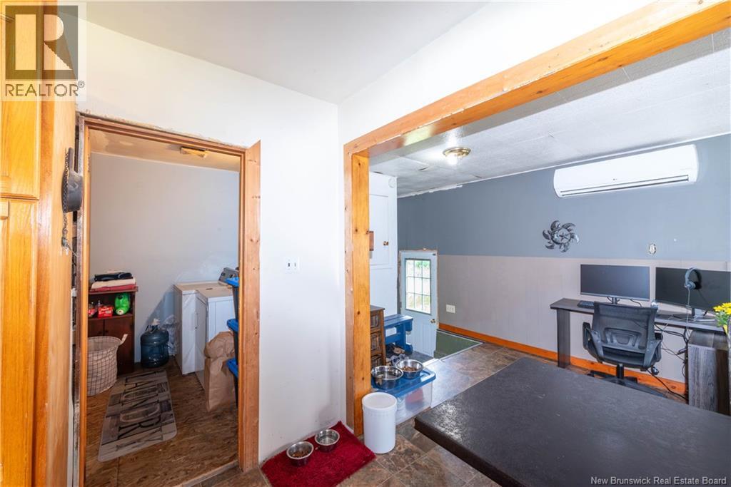 9554 490 Route Property Photo 11
