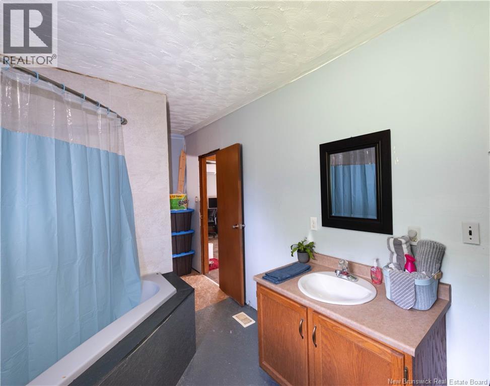 9554 490 Route Property Photo 14