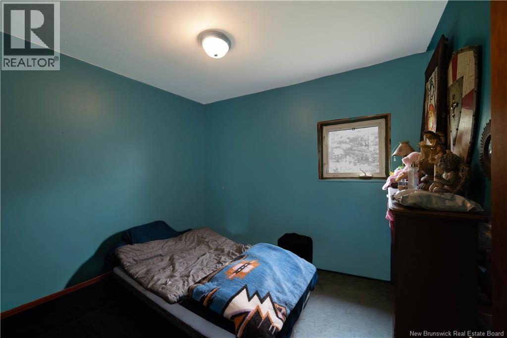 9554 490 Route Property Photo 17