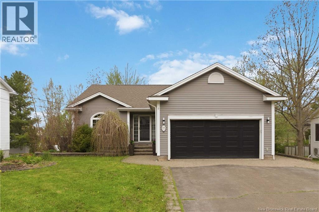 15 Glenforest Drive Property Photo 1
