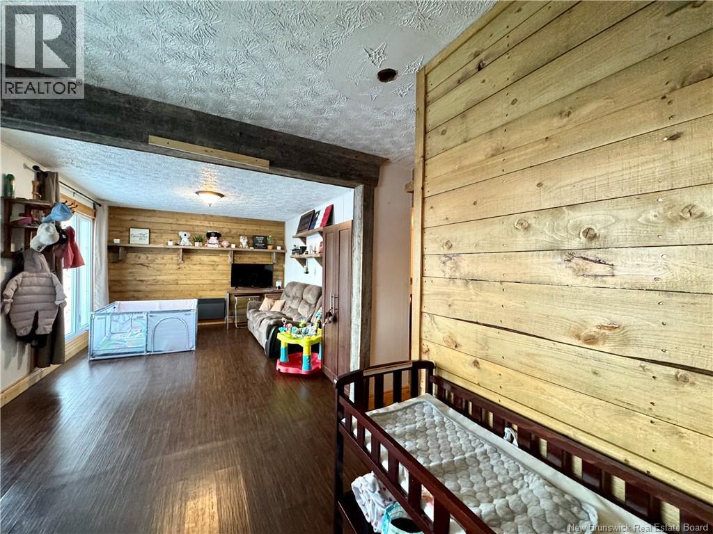 5502 Centrale Street Property Photo 16