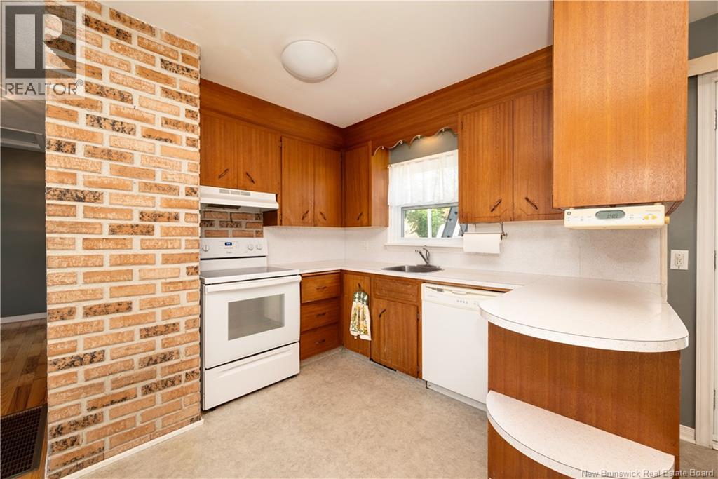 295 Buckingham Avenue Property Photo 24
