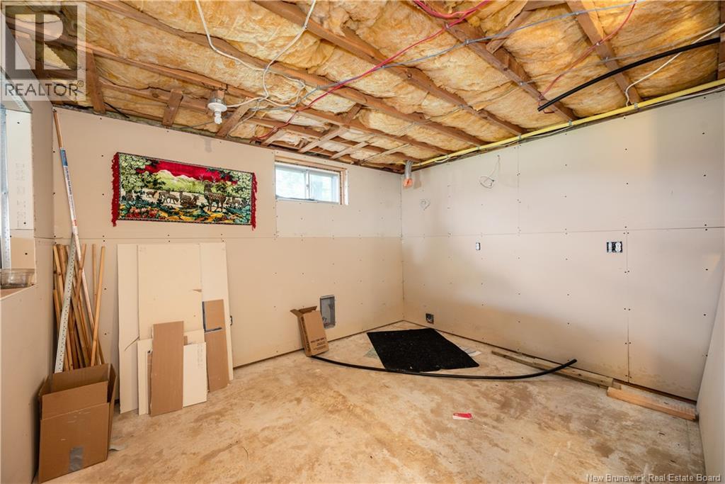 295 Buckingham Avenue Property Photo 37