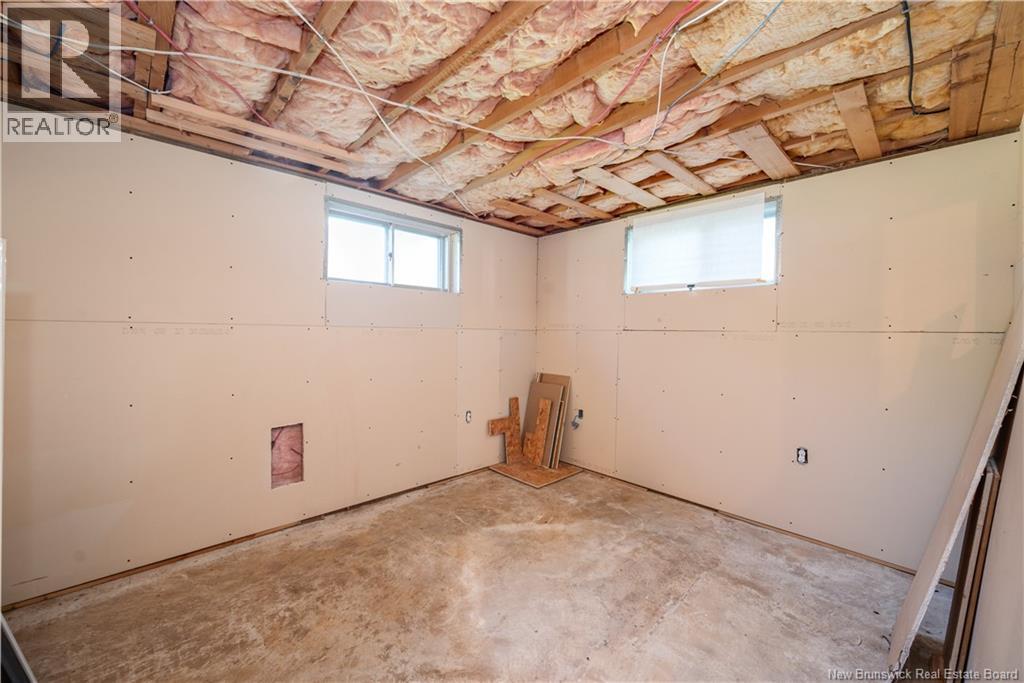295 Buckingham Avenue Property Photo 38