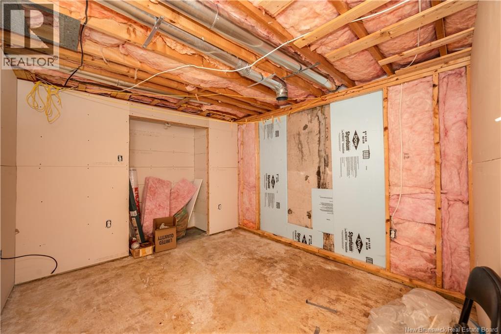 295 Buckingham Avenue Property Photo 39