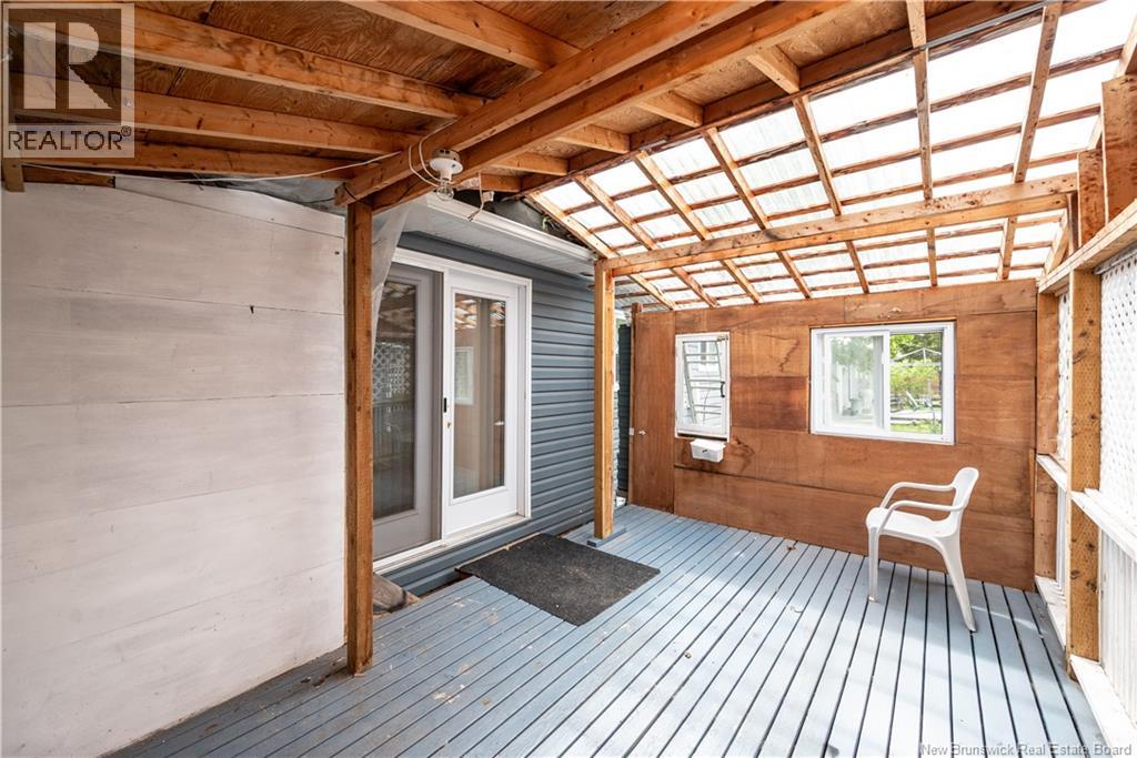 295 Buckingham Avenue Property Photo 42