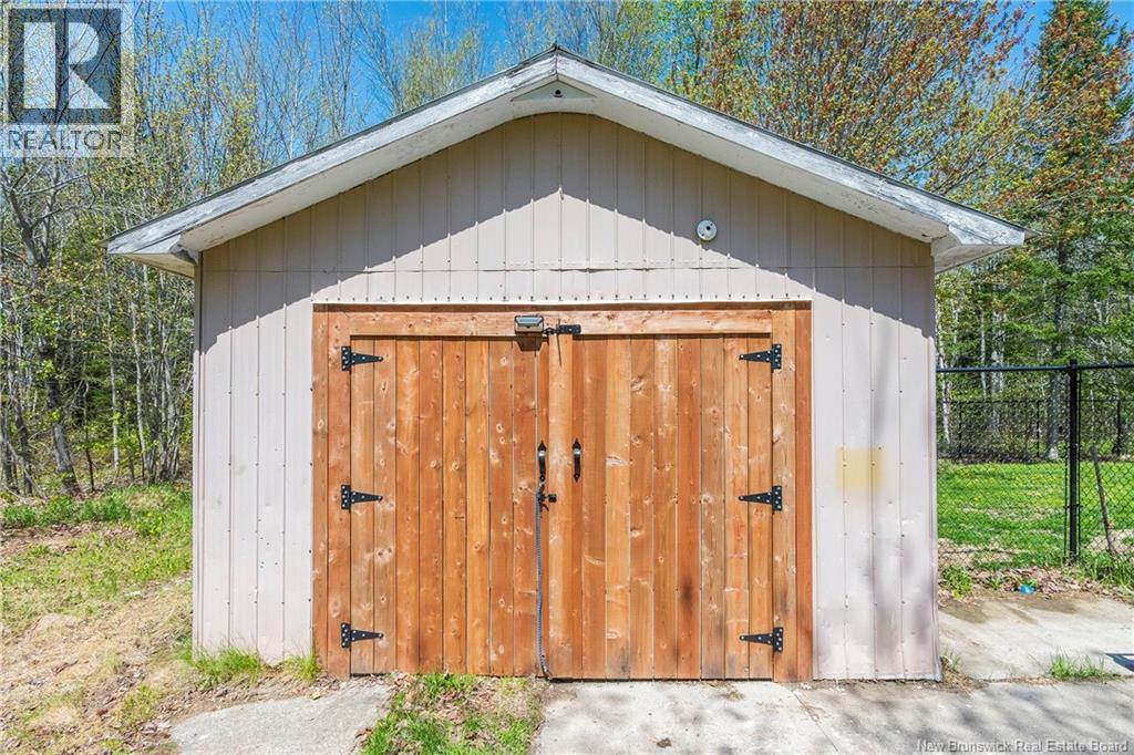 5554 Des Erables Property Photo 7