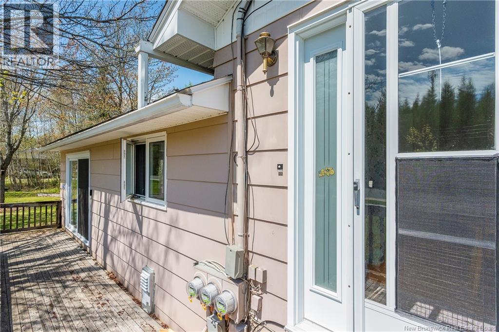 5554 Des Erables Property Photo 32