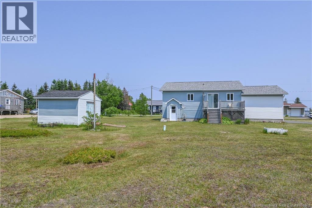 33 De La Baie Street Property Photo 6