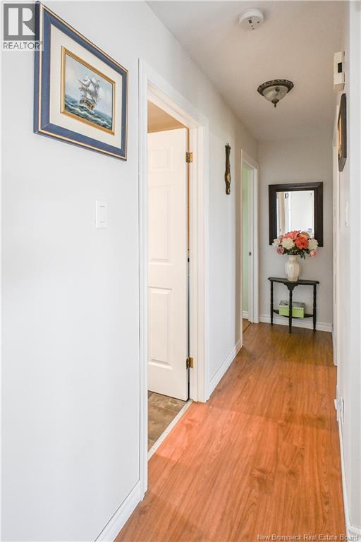 33 De La Baie Street Property Photo 16