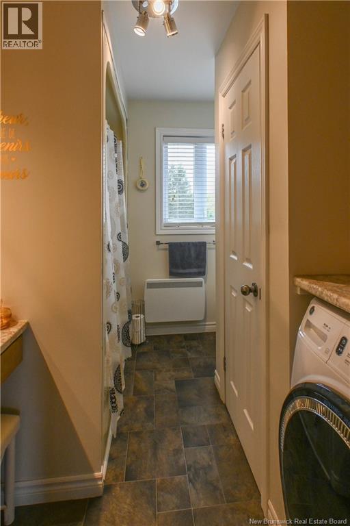 33 De La Baie Street Property Photo 17