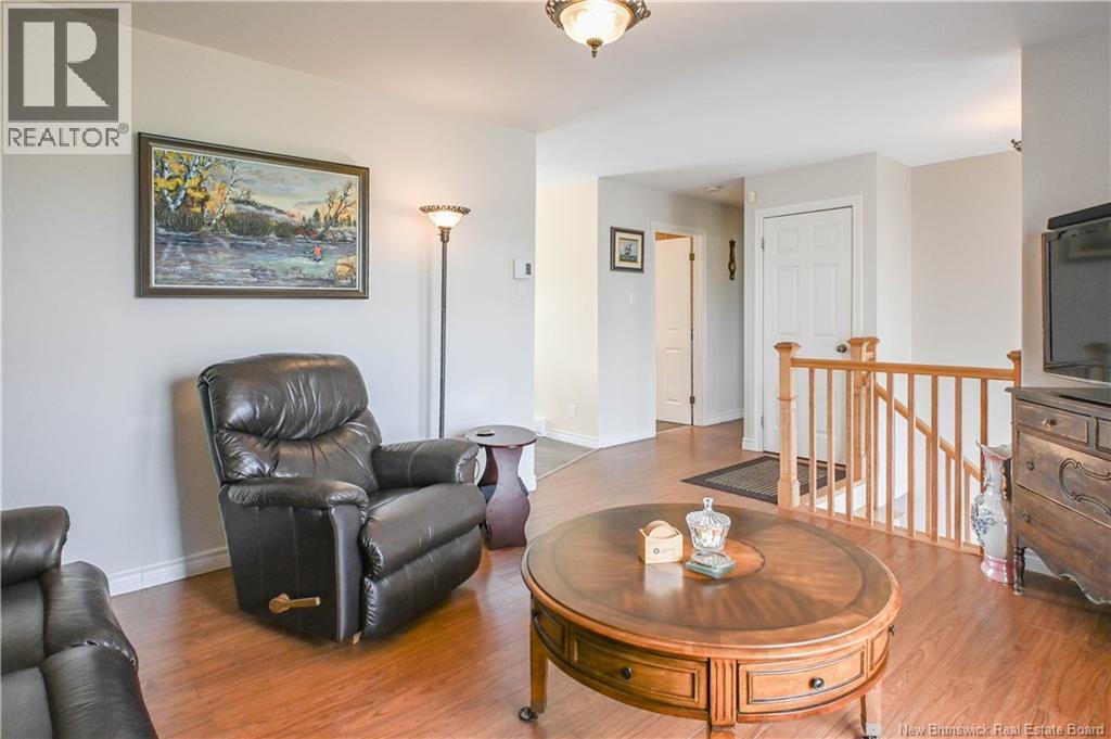 33 De La Baie Street Property Photo 27