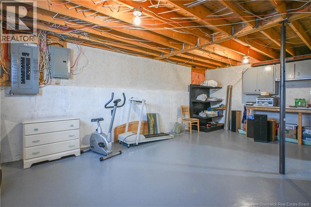 33 De La Baie Street Property Photo 32
