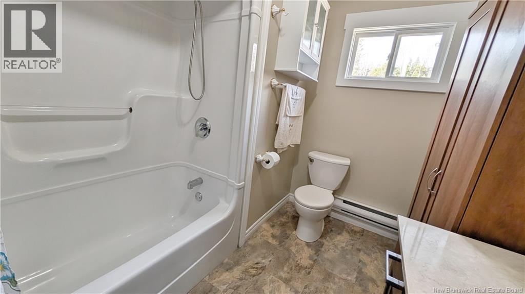 4041 Rue Foster Street Property Photo 4