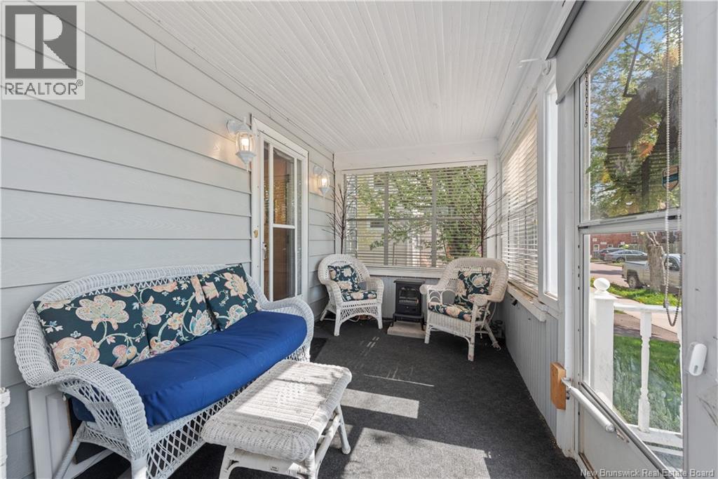 35 Winter Avenue Property Photo 3