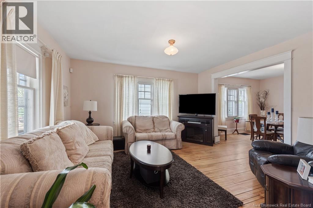 35 Winter Avenue Property Photo 5