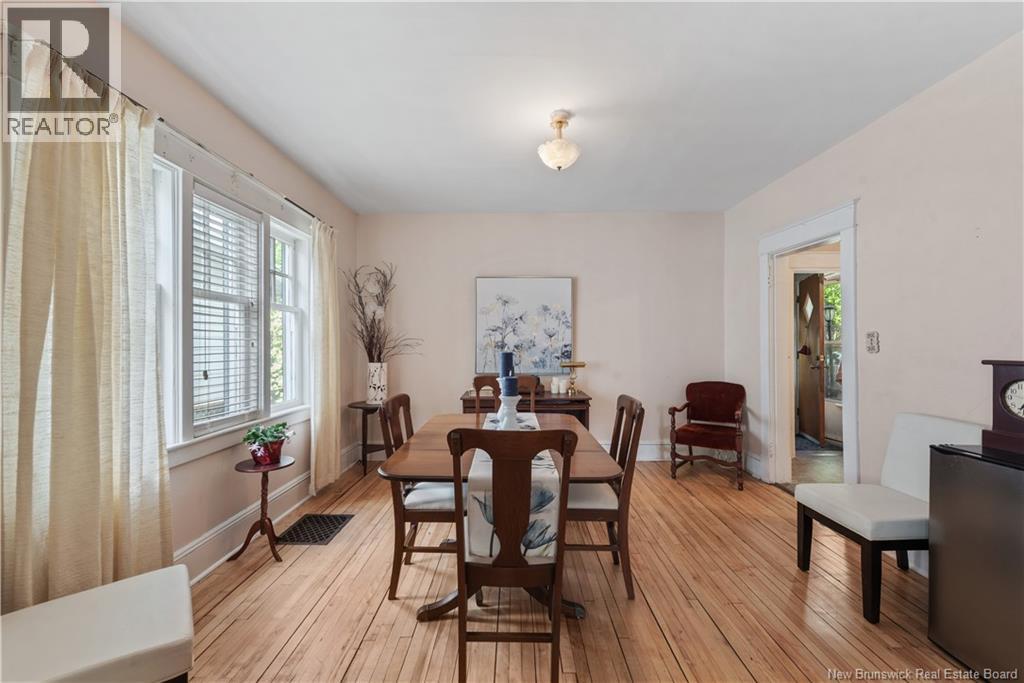 35 Winter Avenue Property Photo 7