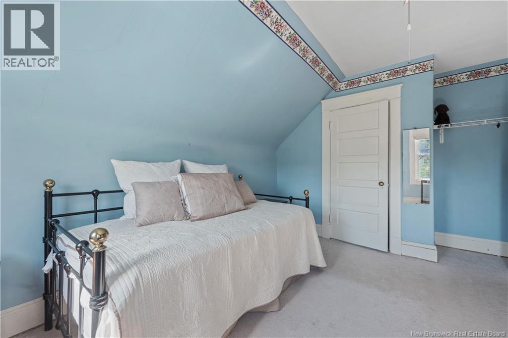 35 Winter Avenue Property Photo 17