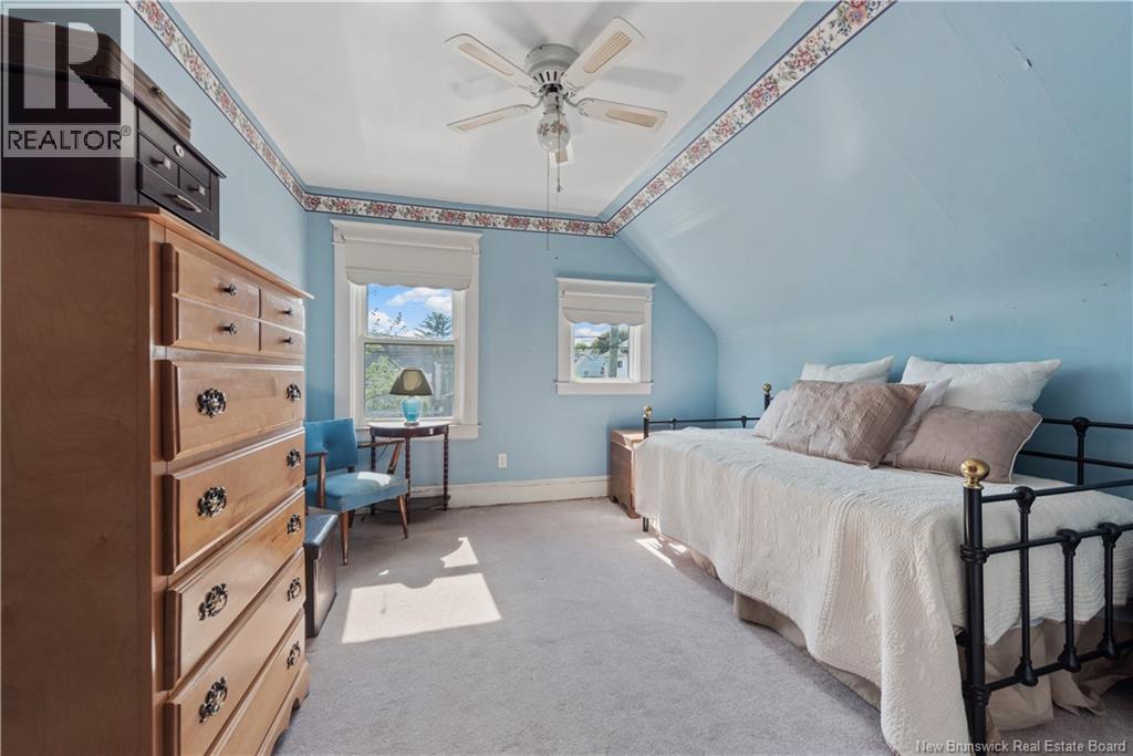 35 Winter Avenue Property Photo 18