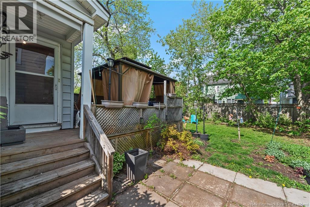 35 Winter Avenue Property Photo 22