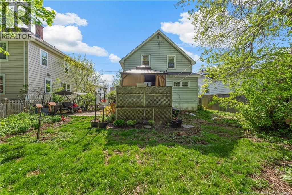 35 Winter Avenue Property Photo 23