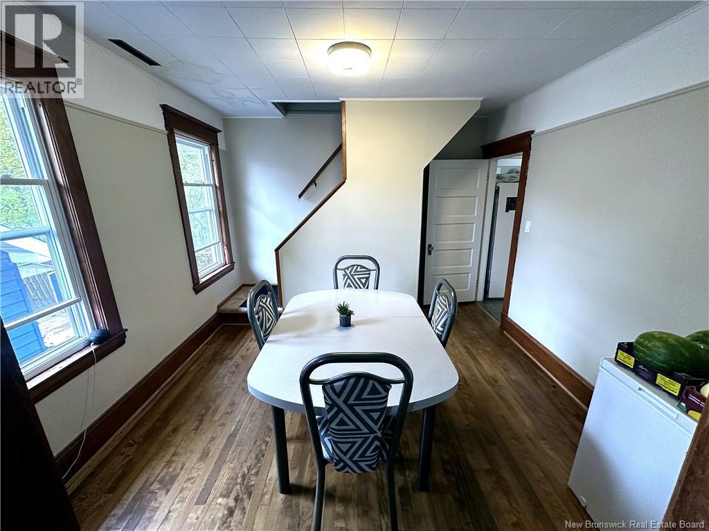 118-120 Pine Street Property Photo 7