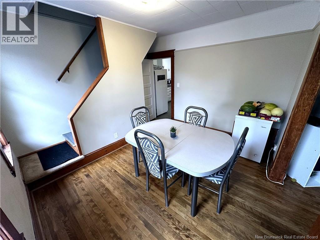 118-120 Pine Street Property Photo 8