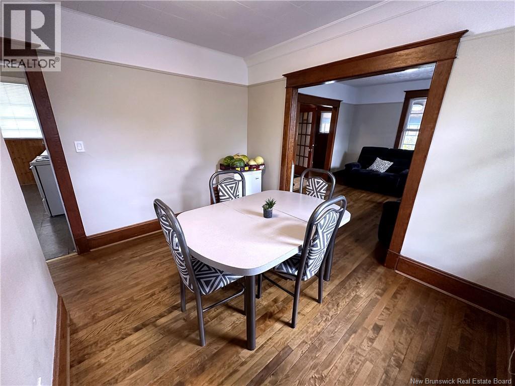 118-120 Pine Street Property Photo 9