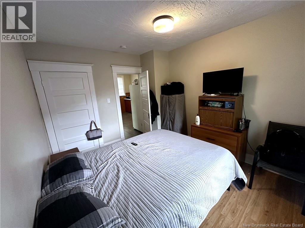 118-120 Pine Street Property Photo 13