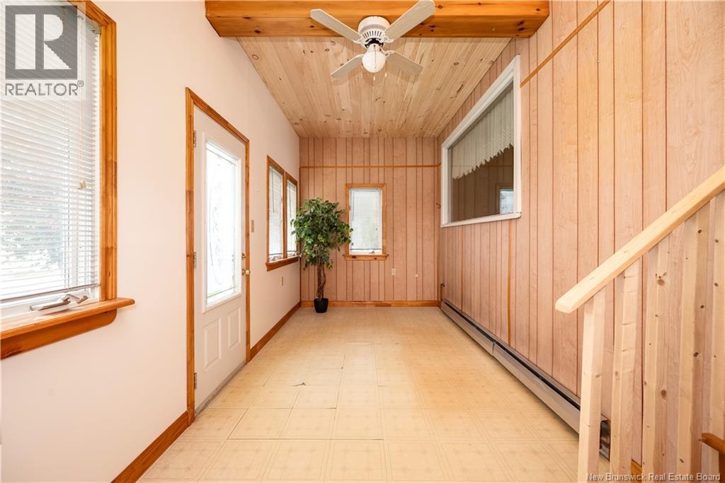 5712 King Street Property Photo 23