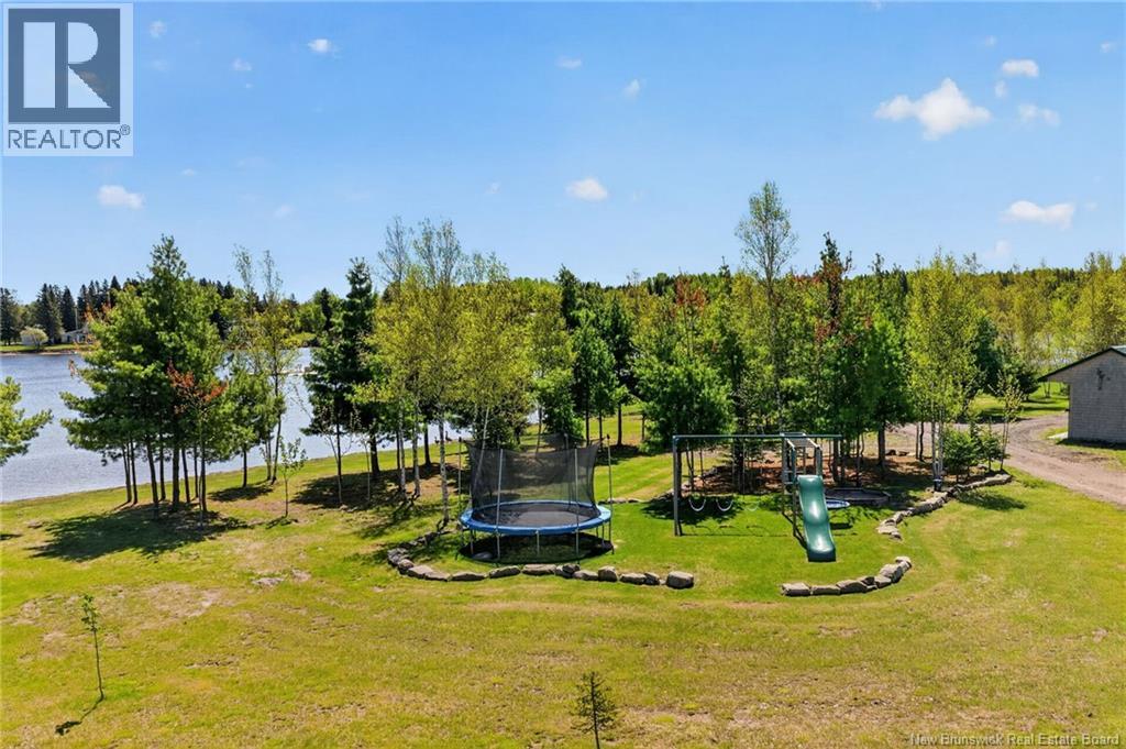 92 Waterfront Property Photo 7
