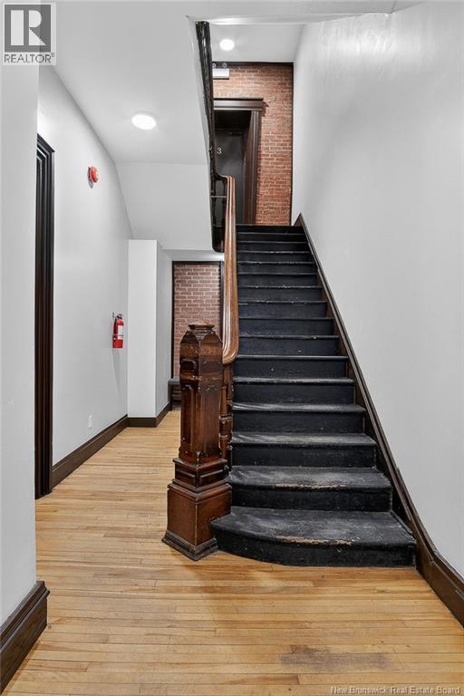 136 Charlotte Street Property Photo 6