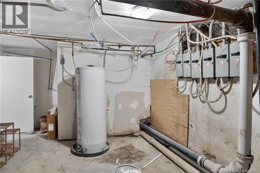 136 Charlotte Street Property Photo 7