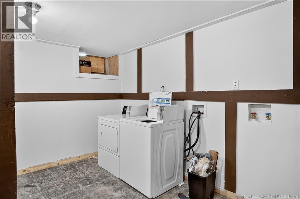136 Charlotte Street Property Photo 9