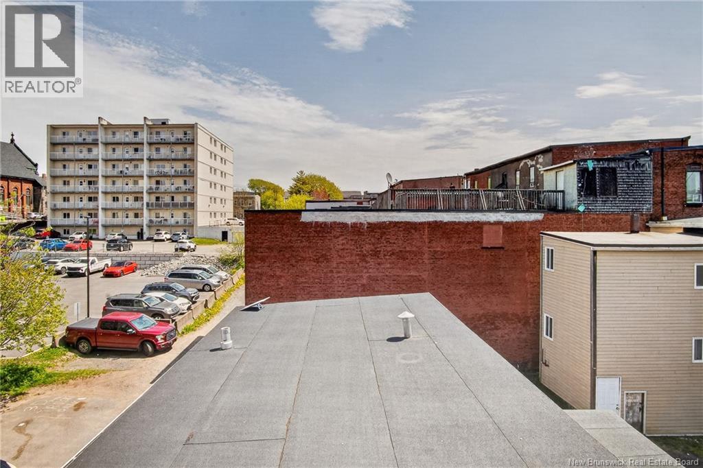 136 Charlotte Street Property Photo 13