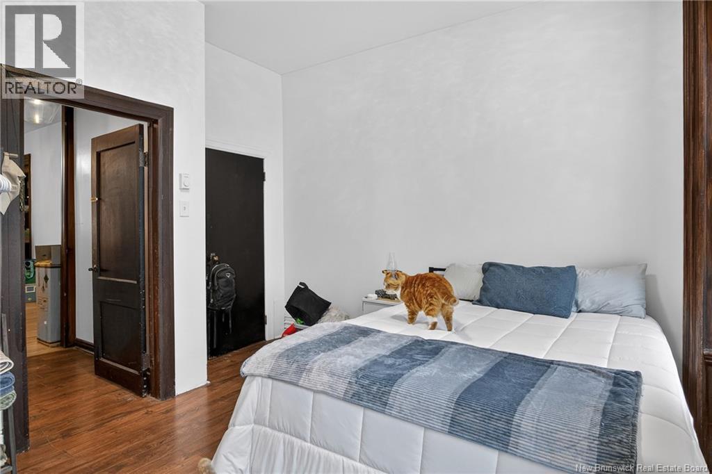 136 Charlotte Street Property Photo 22