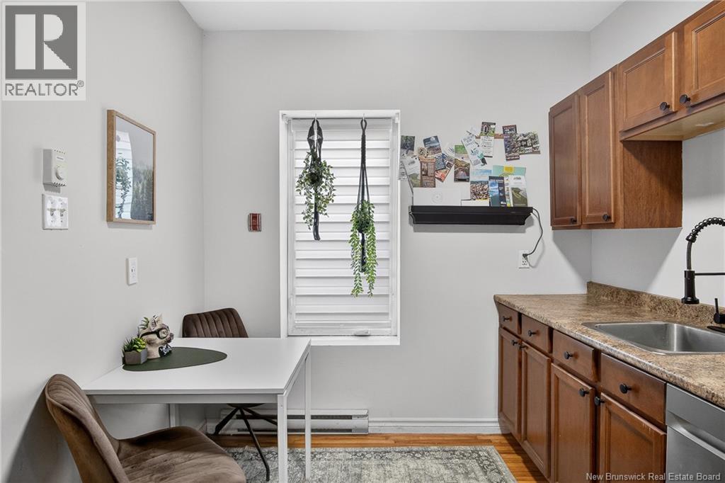 136 Charlotte Street Property Photo 35