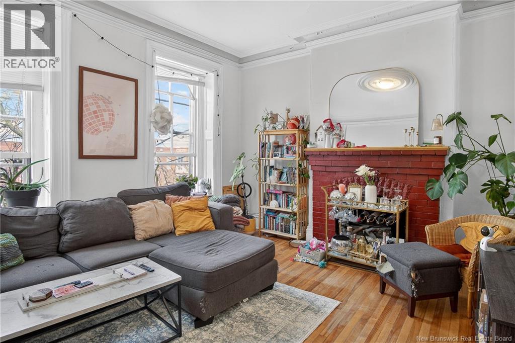 136 Charlotte Street Property Photo 41