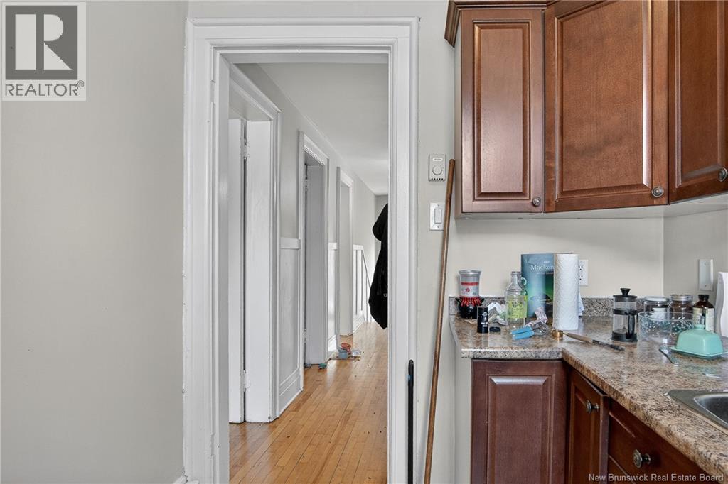 136 Charlotte Street Property Photo 50
