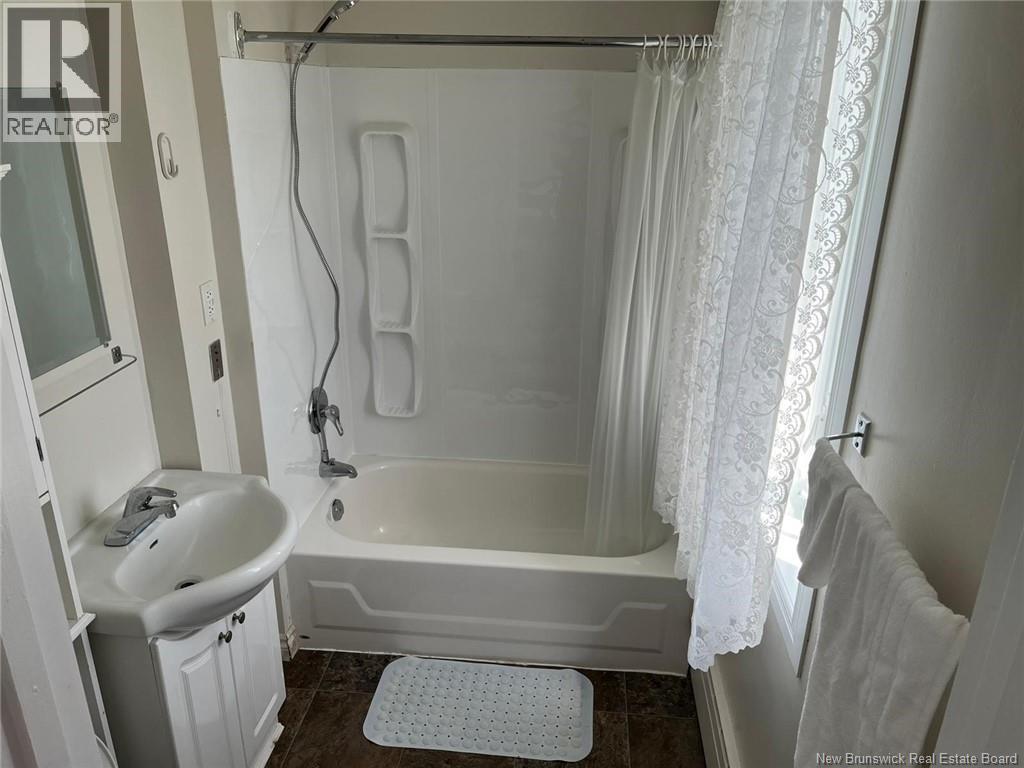 38 St Paul Property Photo 21