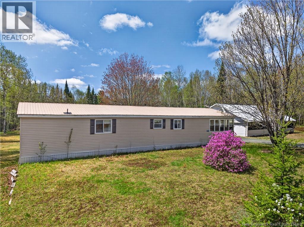 1345 Northwest Road Property Photo 5