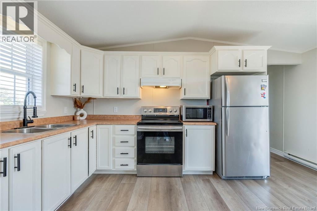 8 Frank Street Property Photo 28