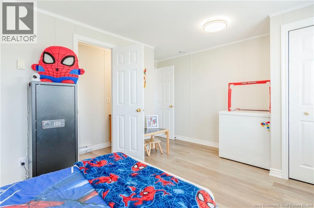 8 Frank Street Property Photo 39