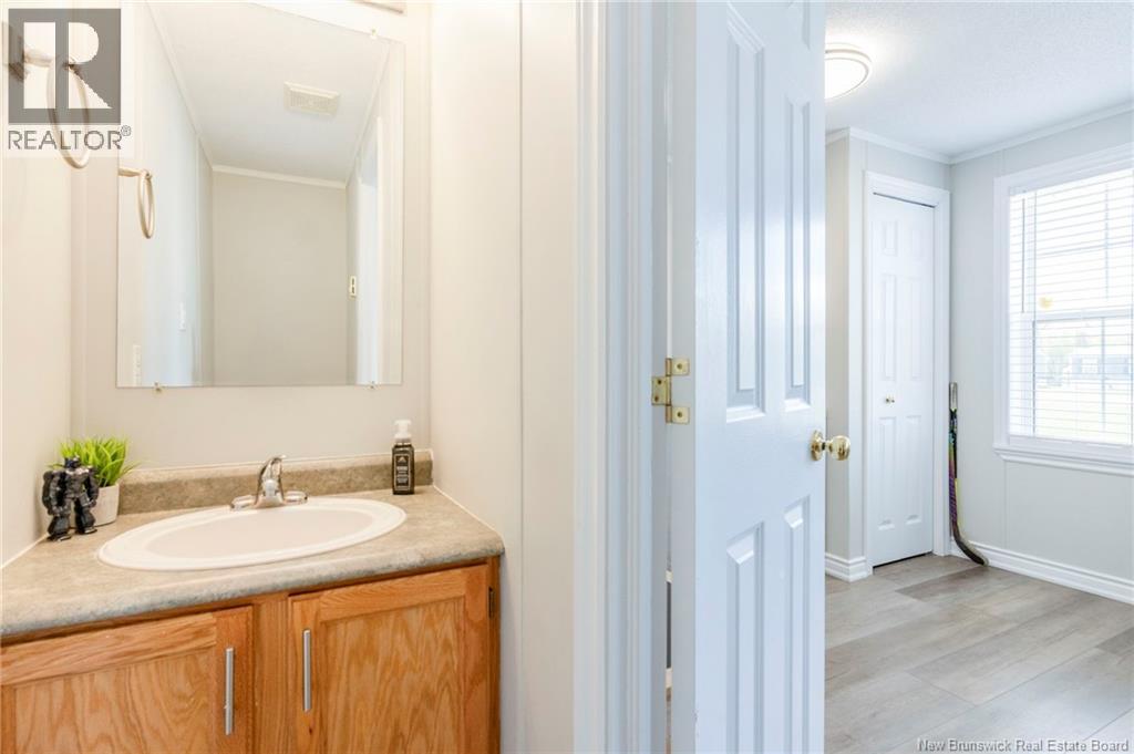 8 Frank Street Property Photo 40