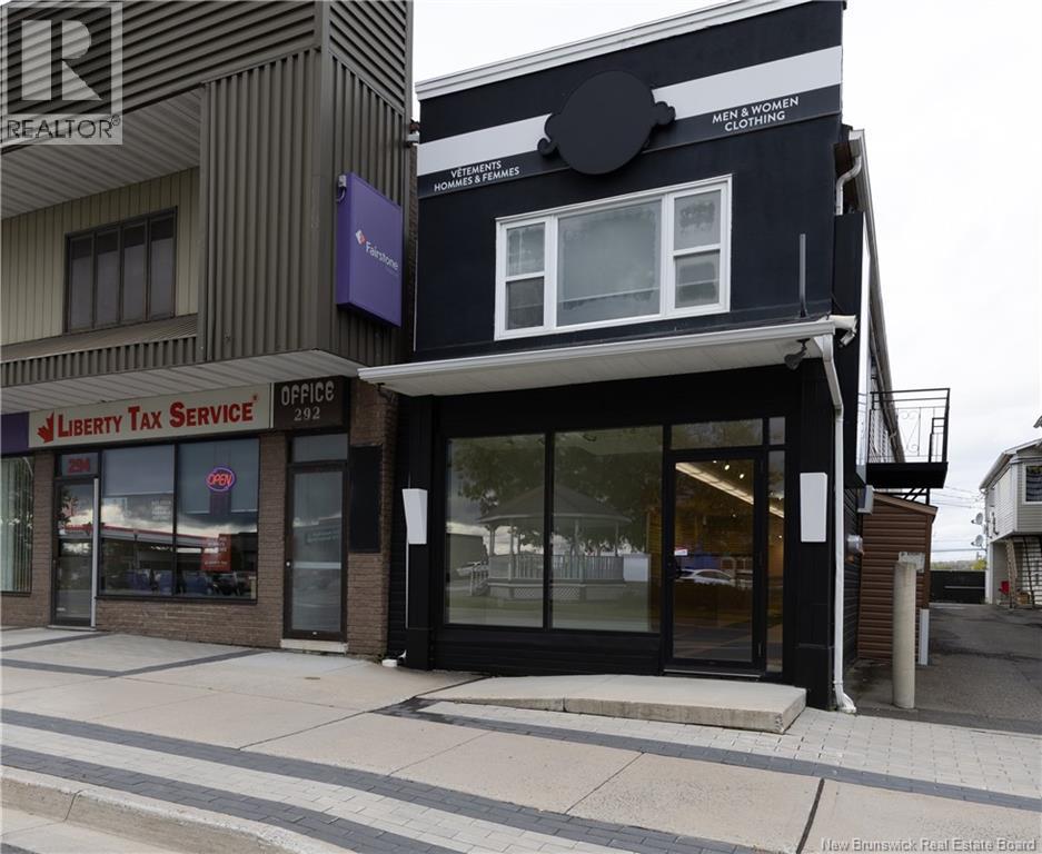 288 Broadway Boulevard Property Photo 2