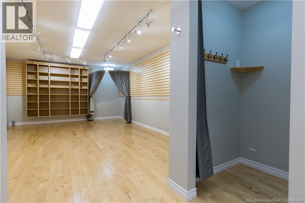288 Broadway Boulevard Property Photo 10