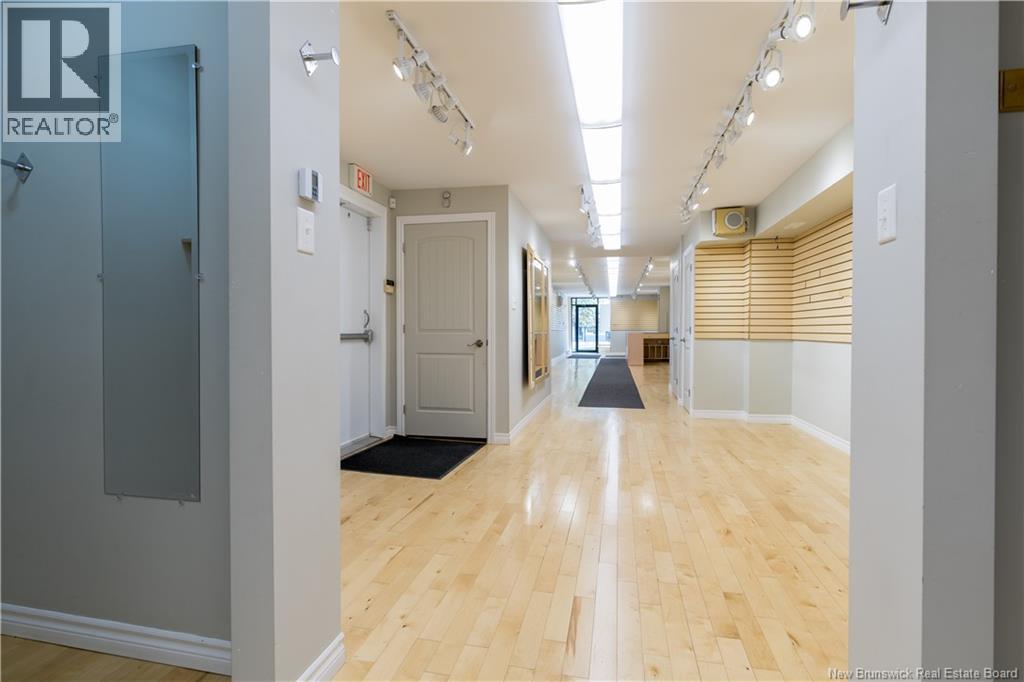 288 Broadway Boulevard Property Photo 11
